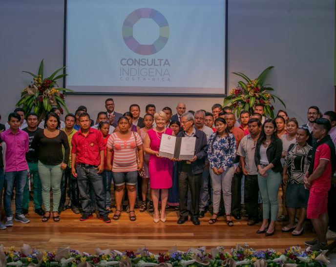 FirmaDecreto_MecanismoConsultaIndigena_CostaRica_rosanchezphoto_March-06-2018_RCS_4615-1024x547
