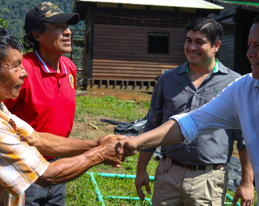 Visita_PresidenteCarlosAlvarado_Telire_Talamanca_rosanchezphoto_20190809_2596-scaled